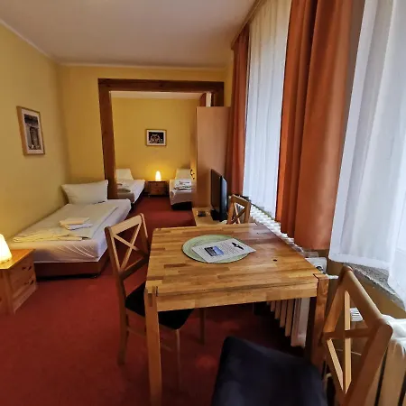 Zur Fledermaus Guest house *